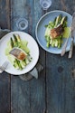 Stegt fisk med asparges og sauce