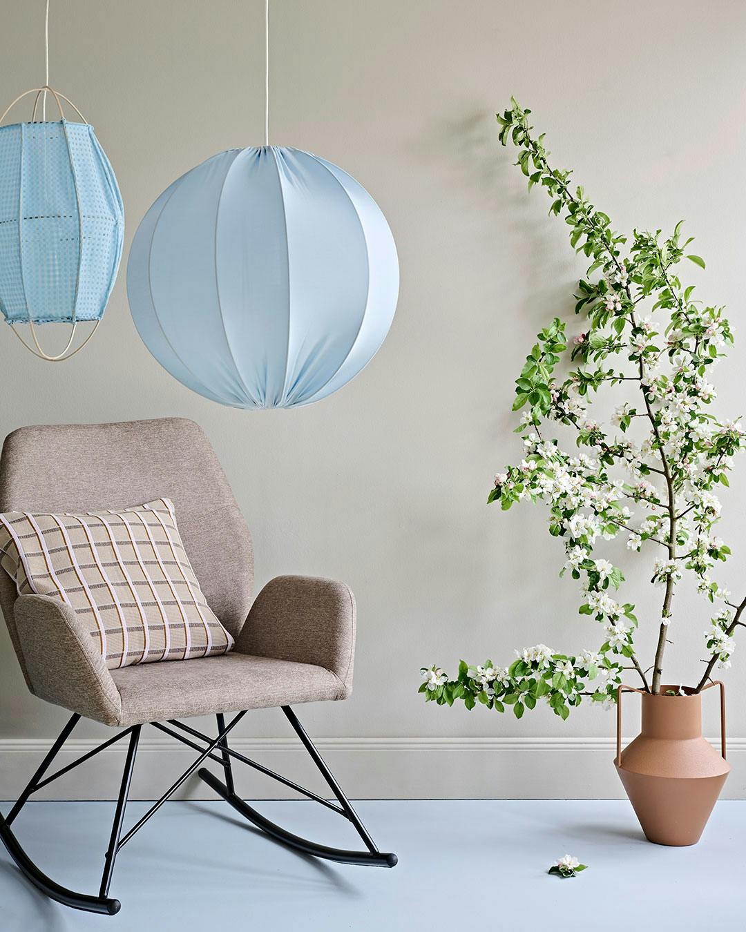 DIY: Sådan laver du din egen stofklædte pendel