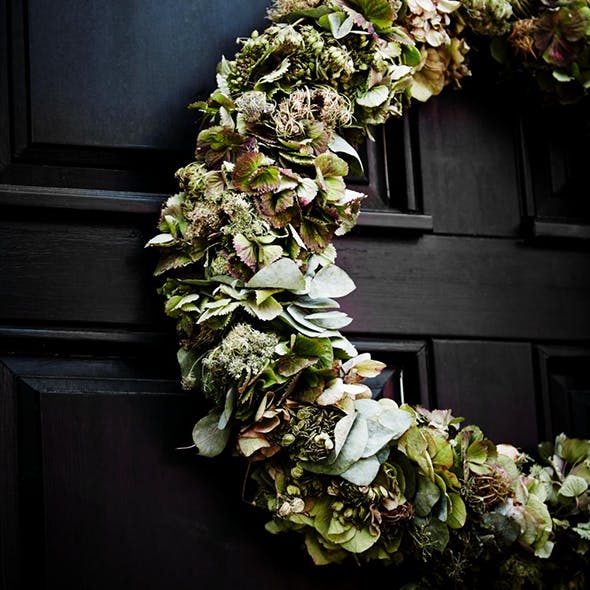 Grøn krans med hortensia