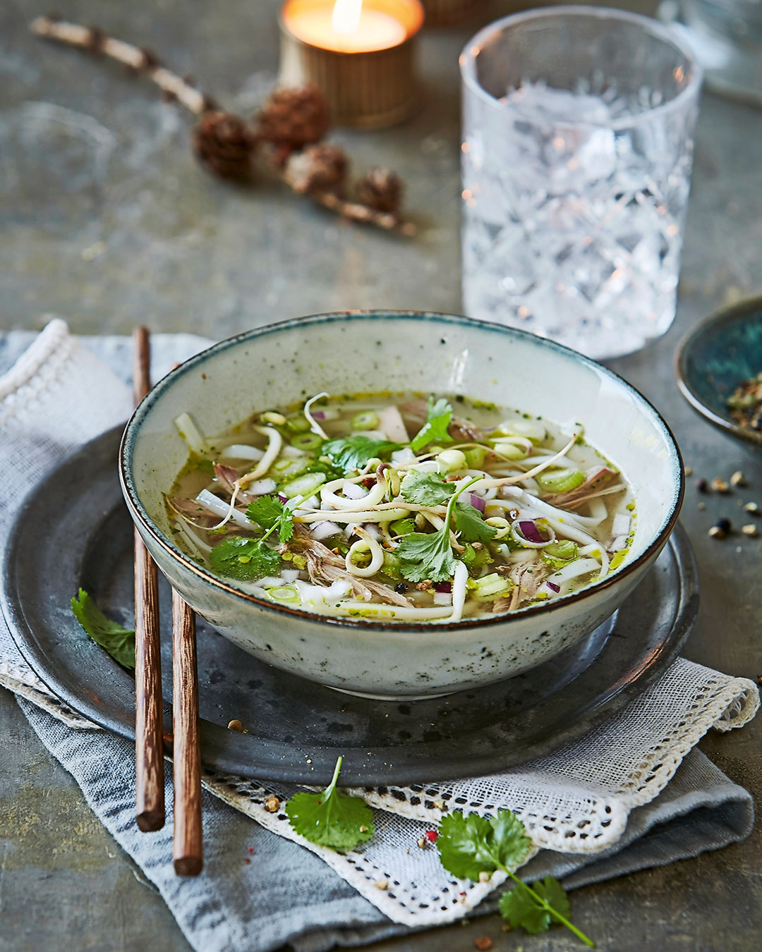 Andesuppe med nudler