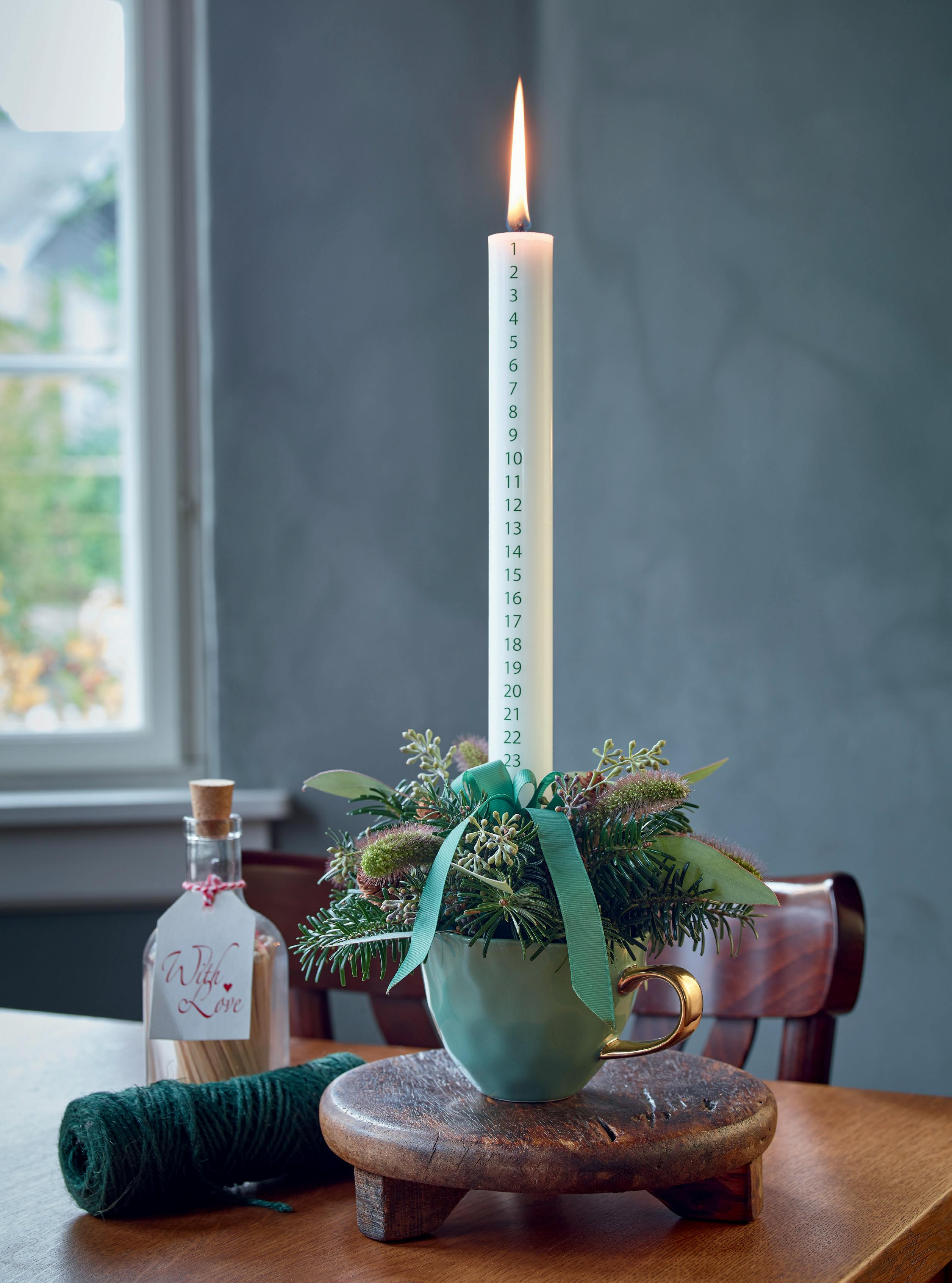 Fin juledekoration i en julekop.