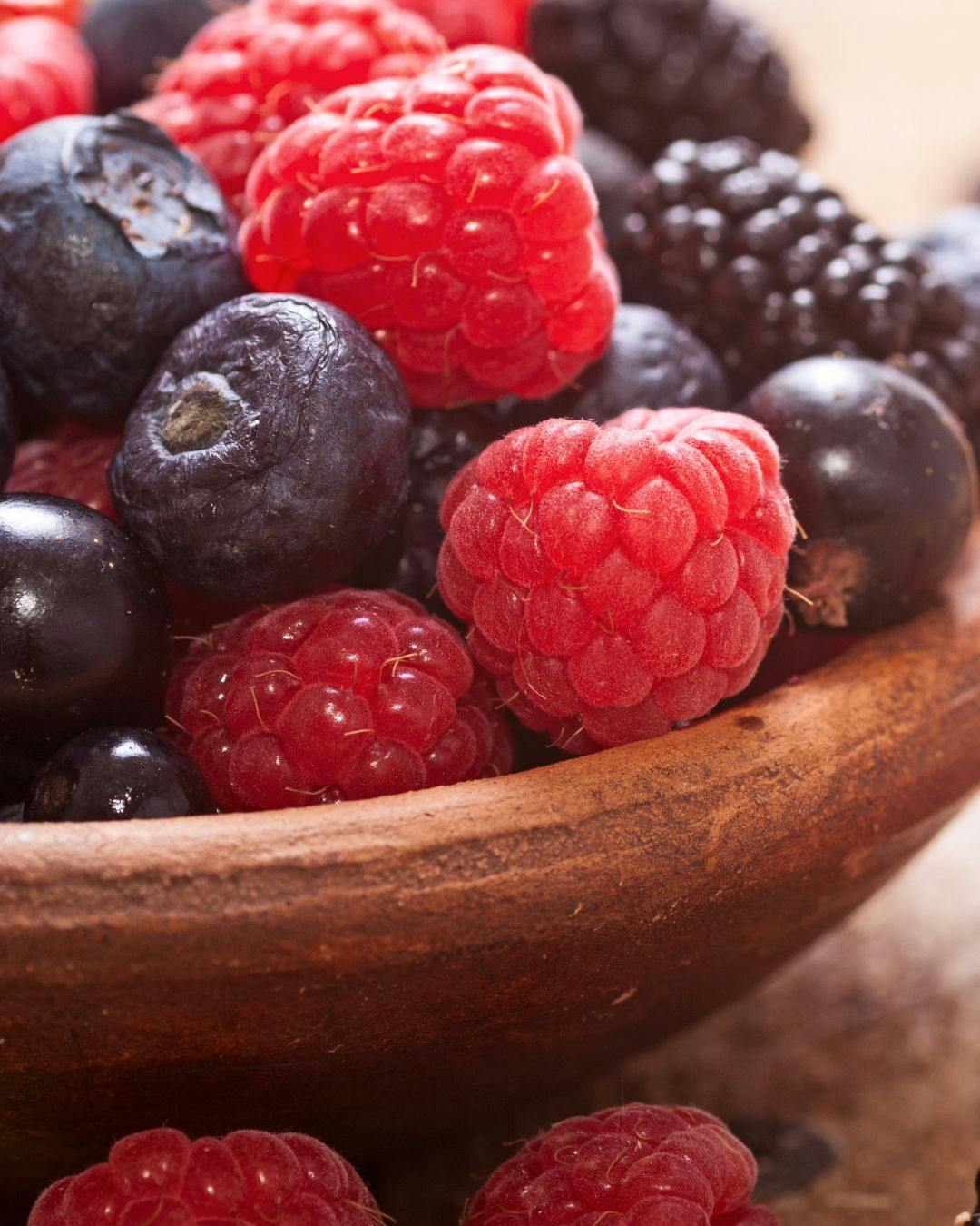 Sådan fjerner du pletter fra bær og frugt fra tøjet