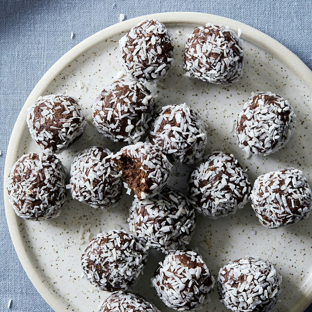 Havregrynskugler på tallerken