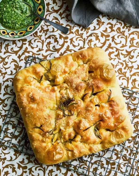 Focaccia med pesto