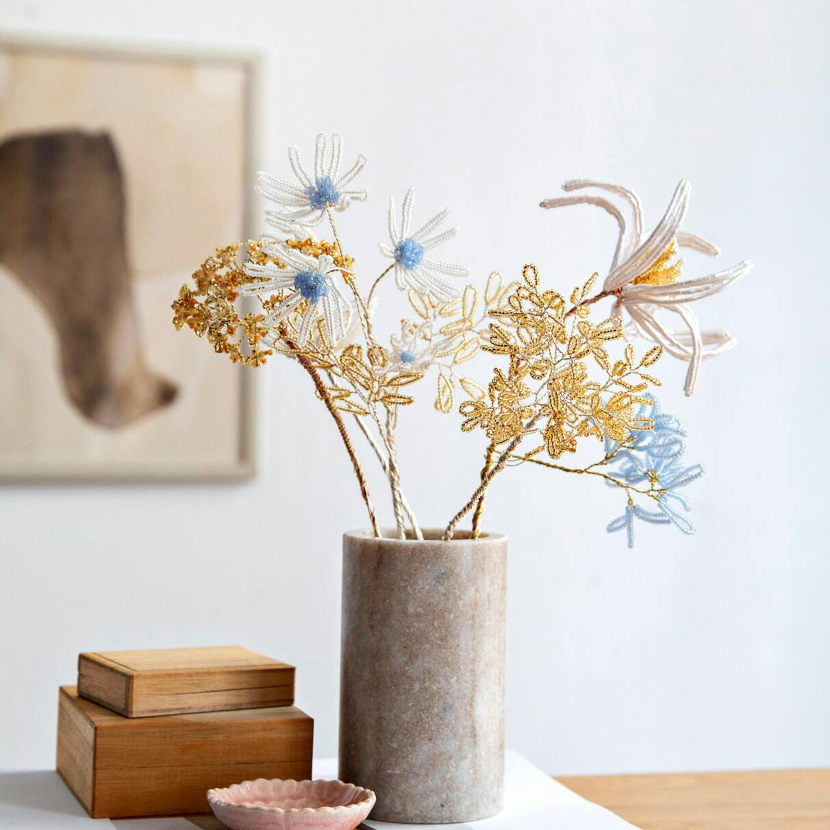 Buket med blomster lavet af perler