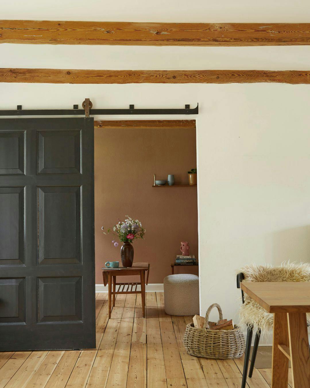 skydedør-hjem-keramikerens-hjem-inspiration