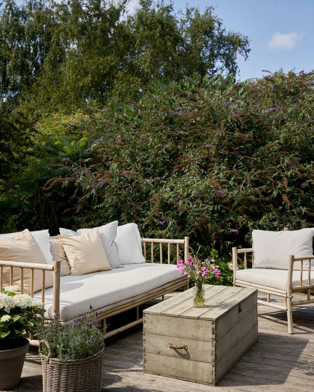 terrasse-med-fine-hynder