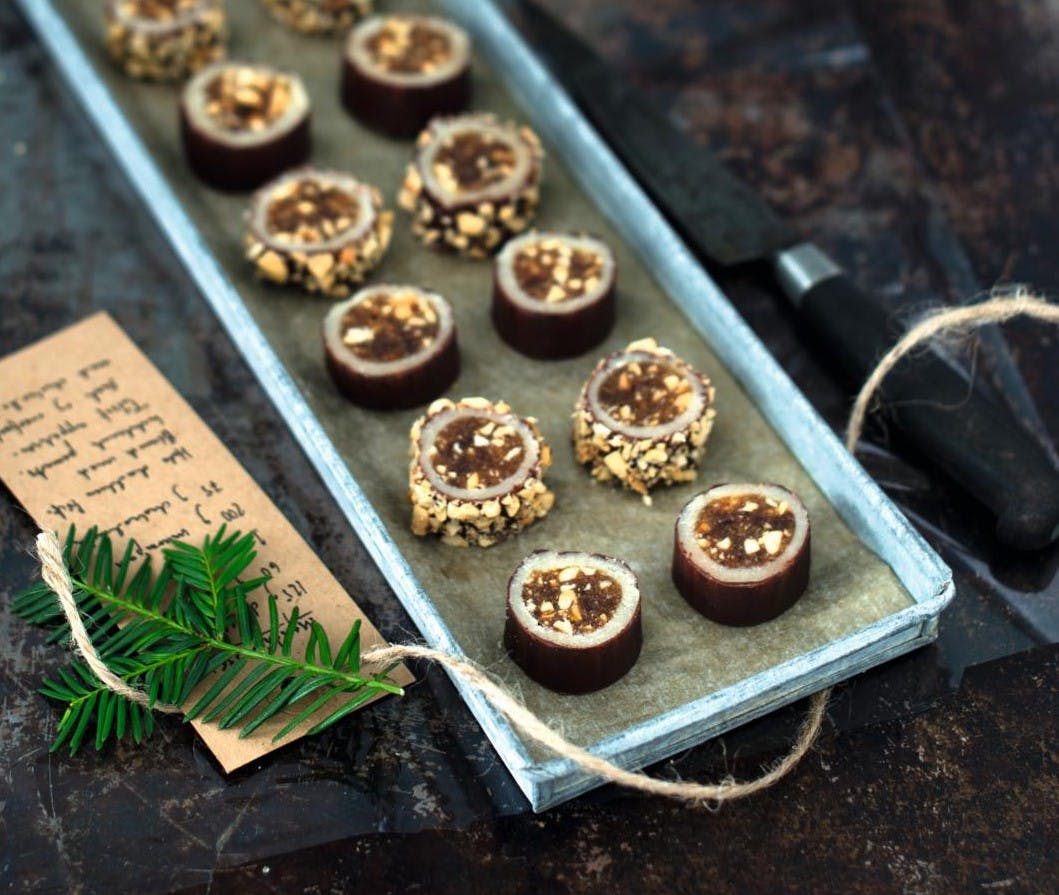 marcipanbrød som konfekt - her med appelsinsnickers