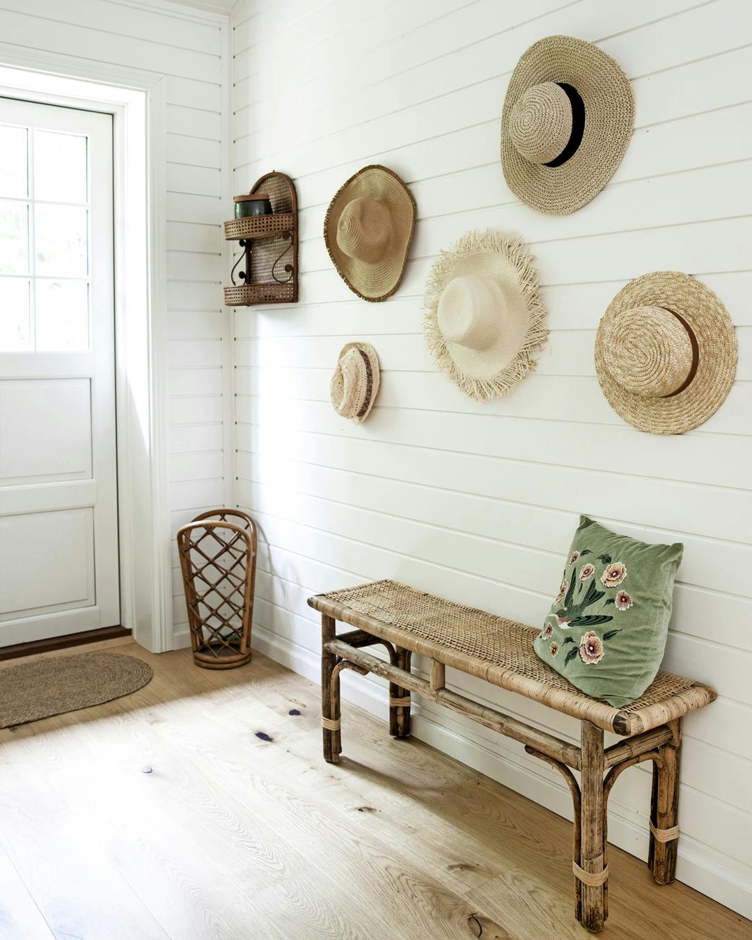 baenk_hatte_fle_bambus_entre_forgang_trae