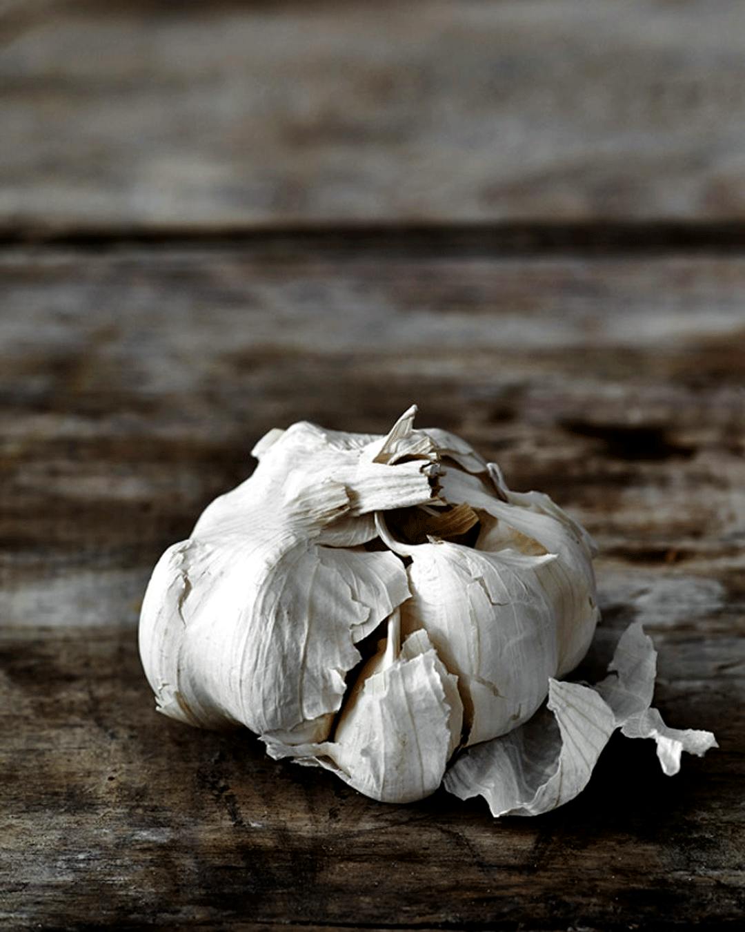 Ondt i halsen? Prøv at sut på hvidløg