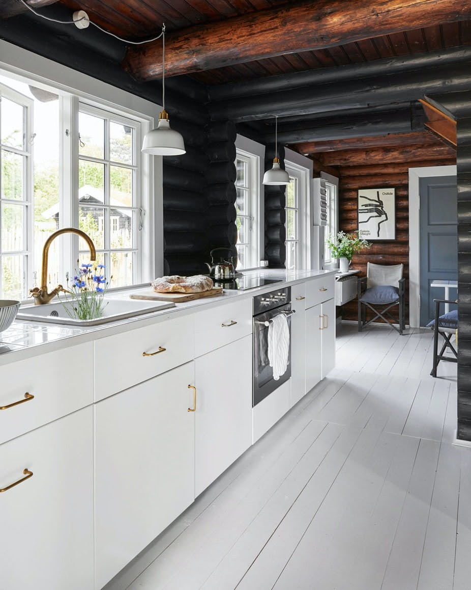 loftslamper_ikea_hvid_messing_koekken_maria_kirstine_vous.