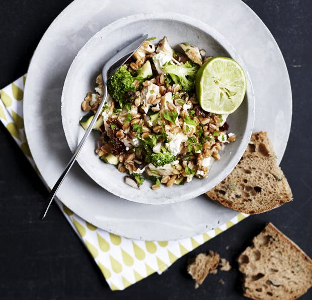 Opskrift på broccolisalat