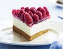 Cheesecake-opskrift: Klassisk cheesecake med hindbær og kiksebund