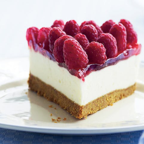 Cheesecake-opskrift: Klassisk cheesecake med hindbær og kiksebund