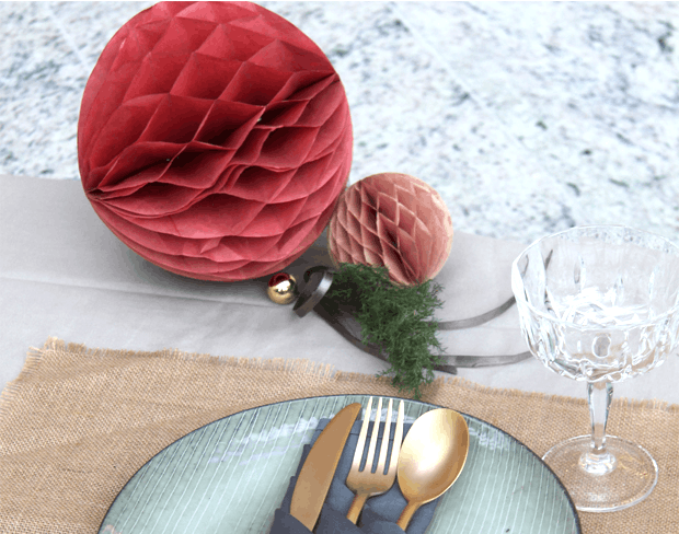 Serviet foldet om bestik