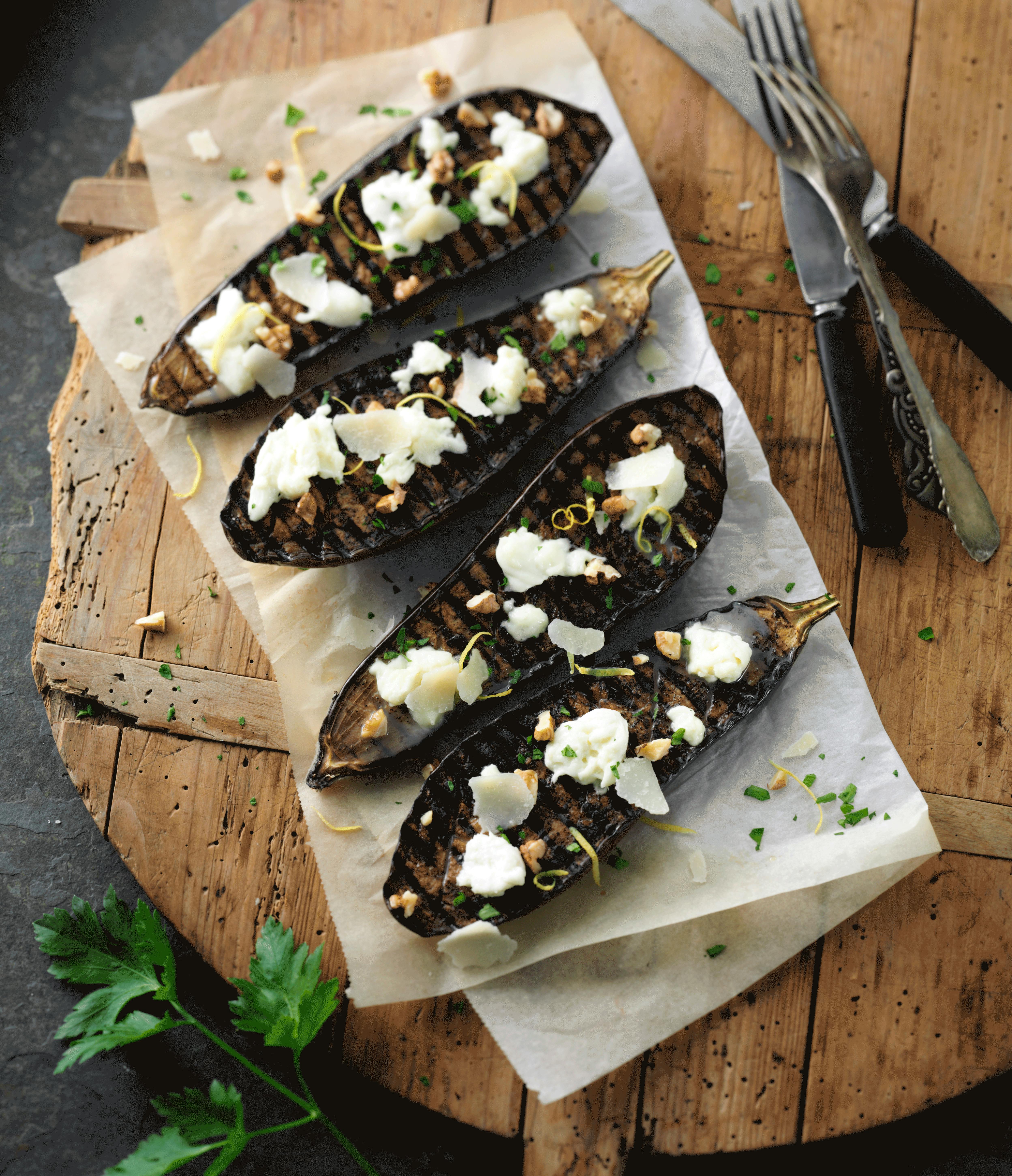 Grillet aubergine med mozzarella 