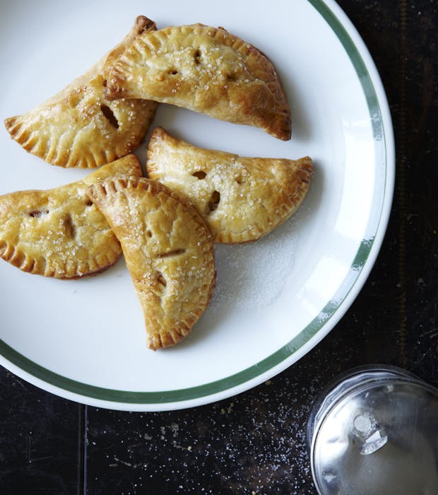 Hand pies med æblefyld