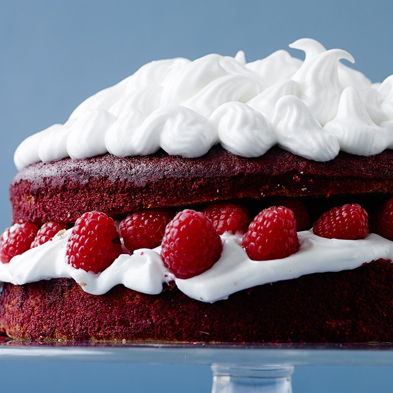 Red velvet cake med hindbær og marengscreme