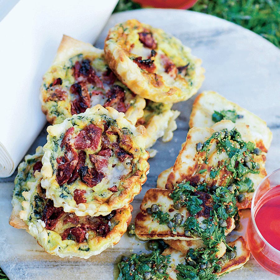 STEGT HALLOUMI OG SMÅ TOMATTÆRTER