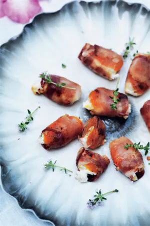 Opskrifter: Fyldte abrikoser med Baconsvøb | ISABELLAS