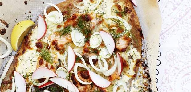 Pizza med laks og fennikel
