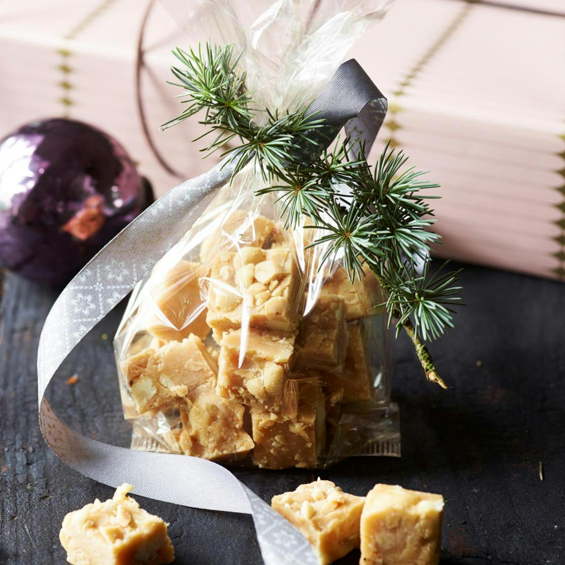 Flødekarameller med cashewnødder