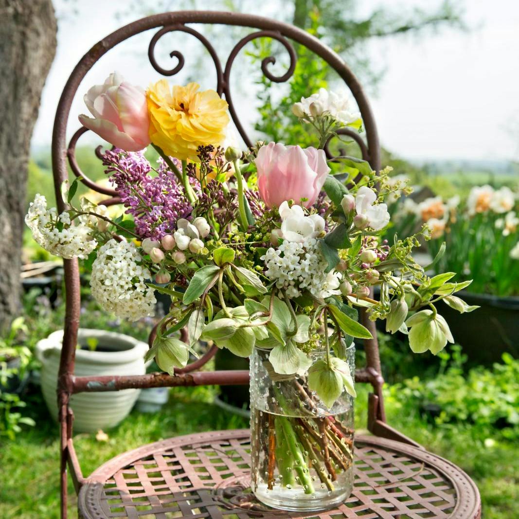 Bind en forårsbuket