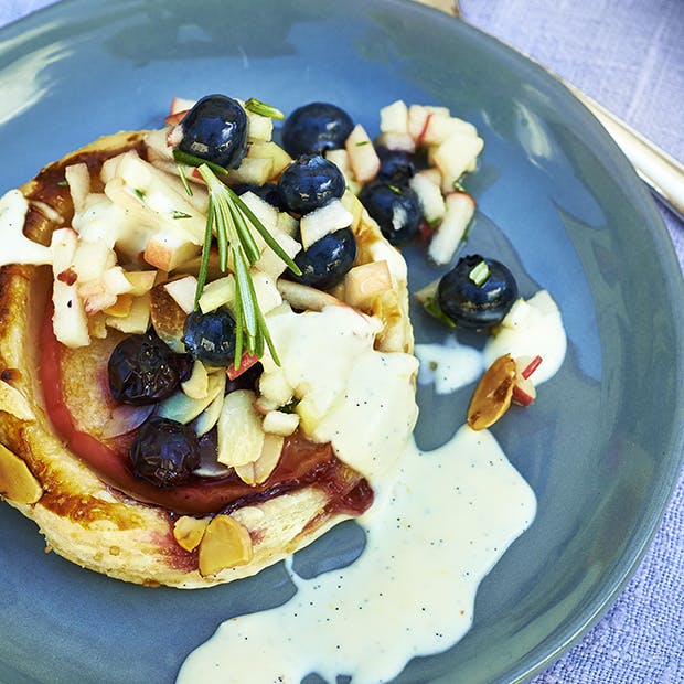 Æblegalette med vaniljecreme