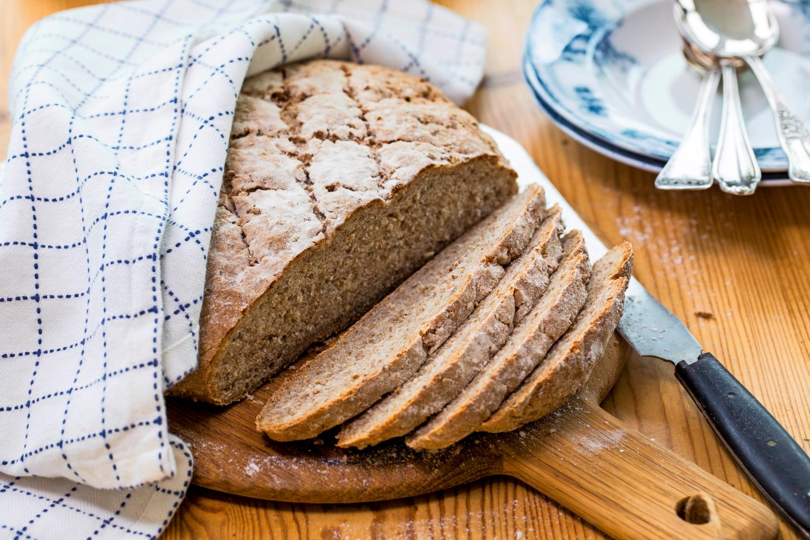 Groft rugsurdejsbrød