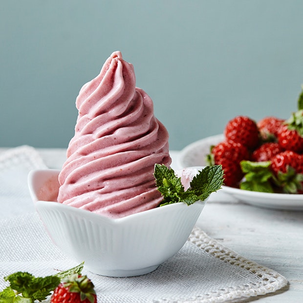 /media/article/frozen_yoghurt_jordbaer.jpg