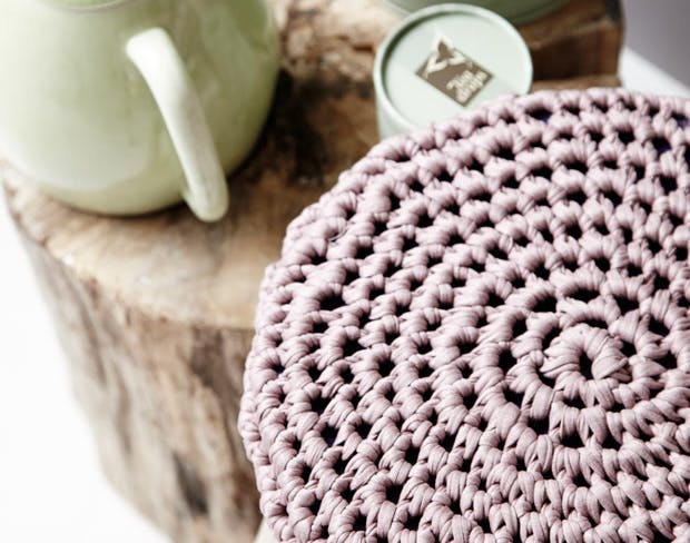 Rosa hæklet magisk ring