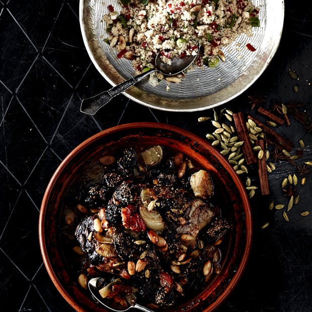 Lammekølle med svesker og abrikoser