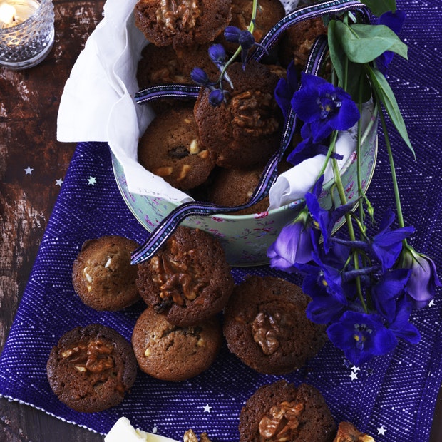 muffins med chokoladestykker