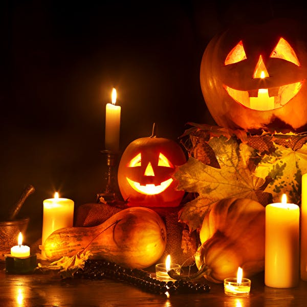 Skær halloweengræskar og -ansigter