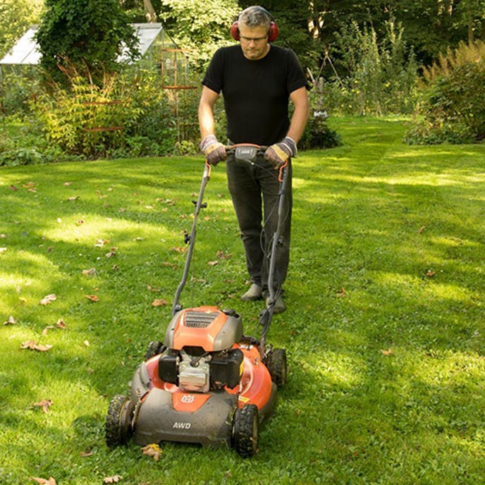 Tips og tricks til brug af plæneklipperen