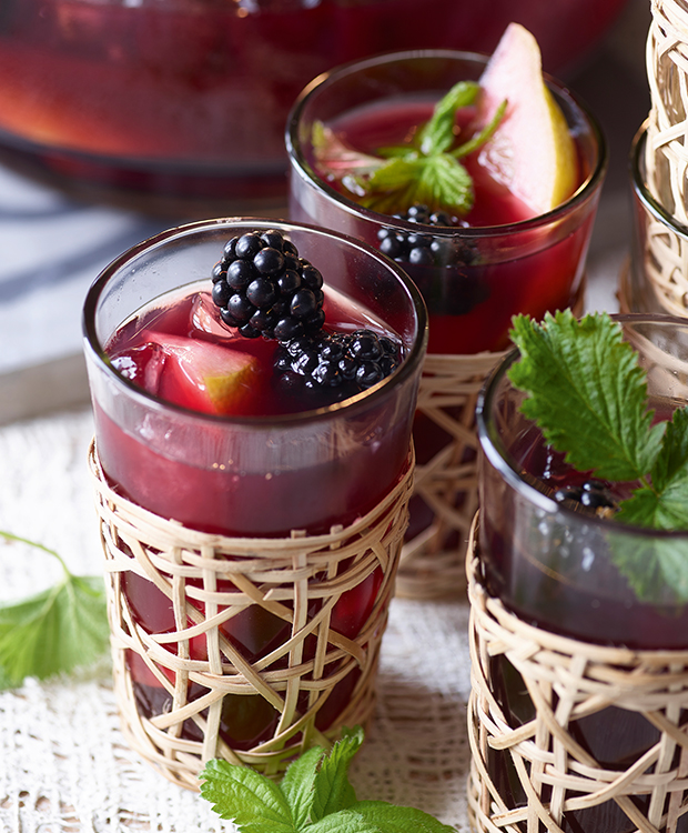 Sangria med brombær