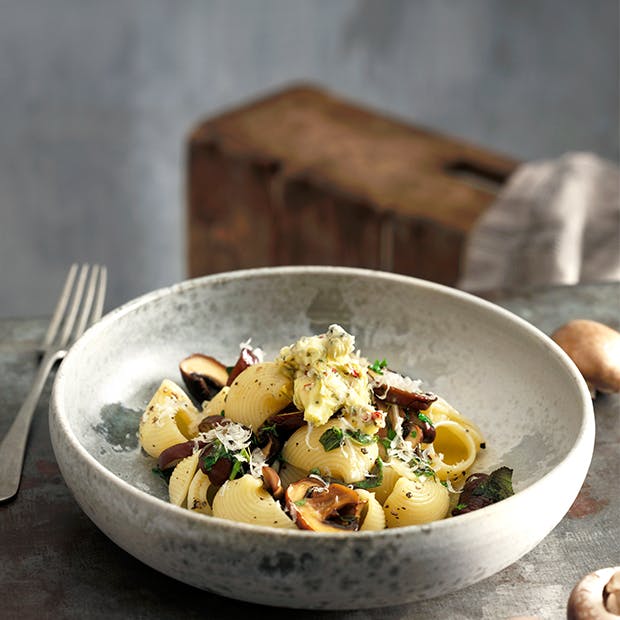 https://imgix.isabellas.dk/media/article/svampepasta.jpg