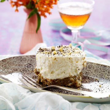 https://imgix.isabellas.dk/media/websites/isabellas-dot-dk/website/kage-og-dessert/kage/cheesecake-citron-p.jpg