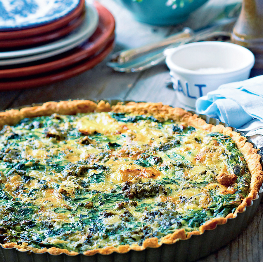 Lækker og nem spinattærte med ricotta og blåskimmelost