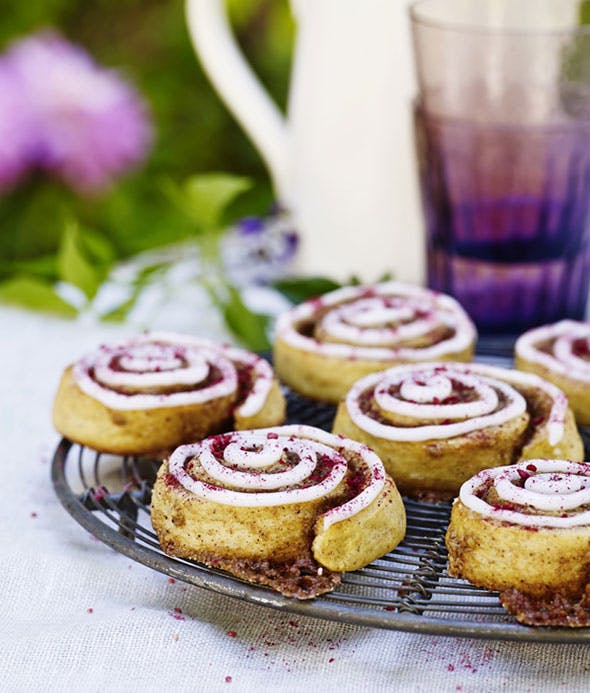 Kanelsnegle med marcipan-remonce