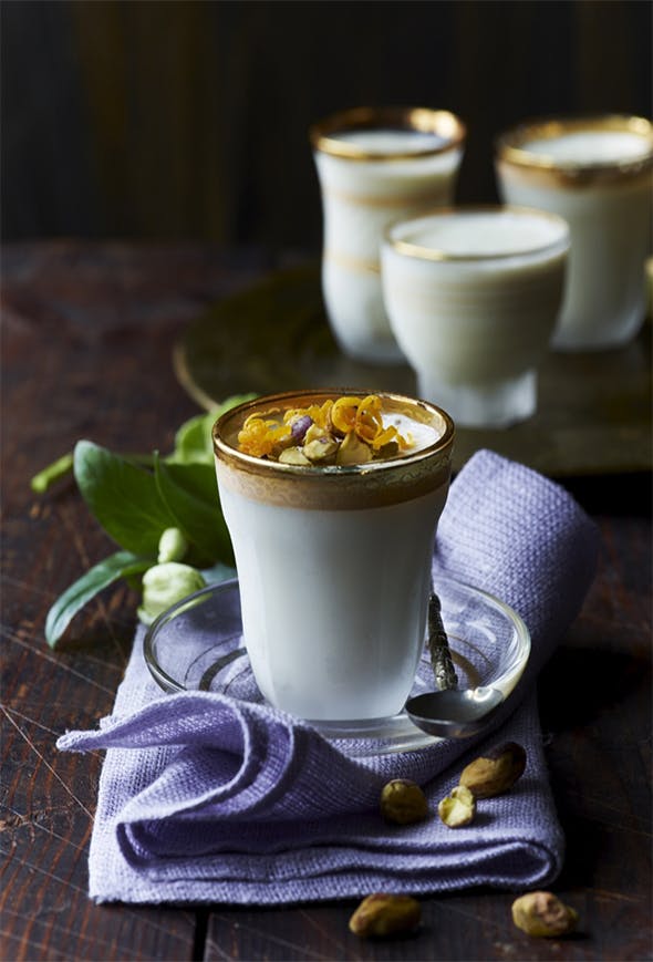 Kulfi med pistacie og appelsin