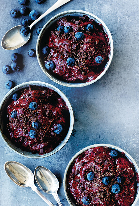 Cremet bananis med bær